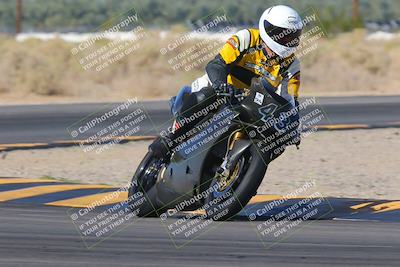 media/Nov-06-2023-Moto Forza (Mon) [[ce023d0744]]/4-Beginner Group/Session 3 (Turn 16)/